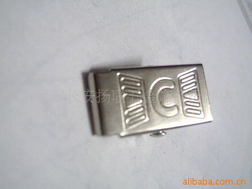 五金產(chǎn)品零售新體驗(yàn) 探訪東莞市長安揚(yáng)聯(lián)五金飾品配件店